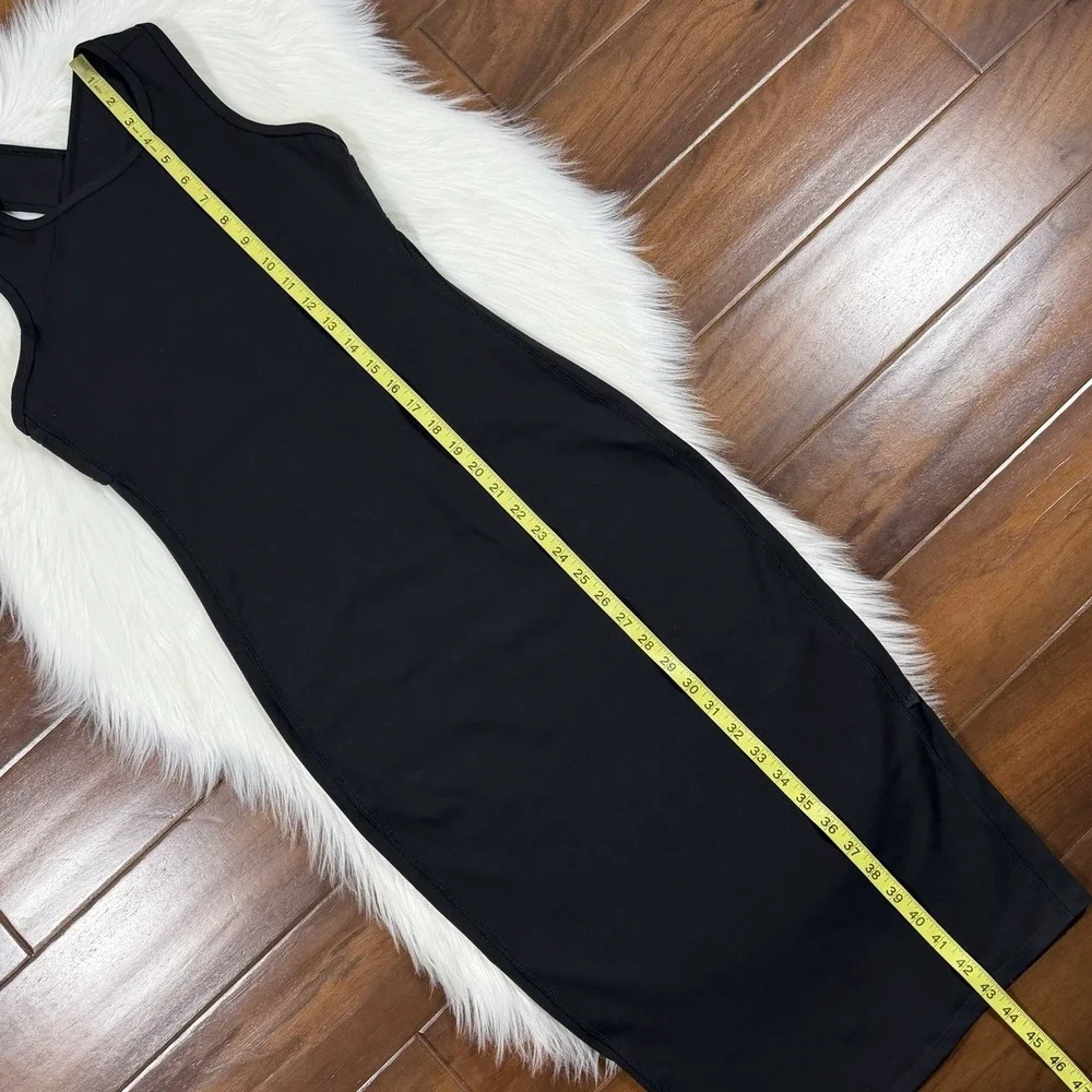 Lululemon Women's SIze 6 ? Black Picnic Play Sleeveless Midi Dress